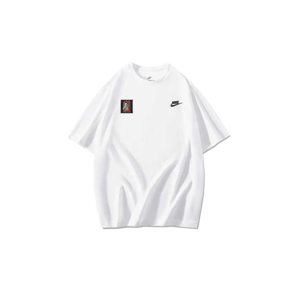 Футболка мужская белая Nike, белый 
Футболка мужская белая Nike, белый