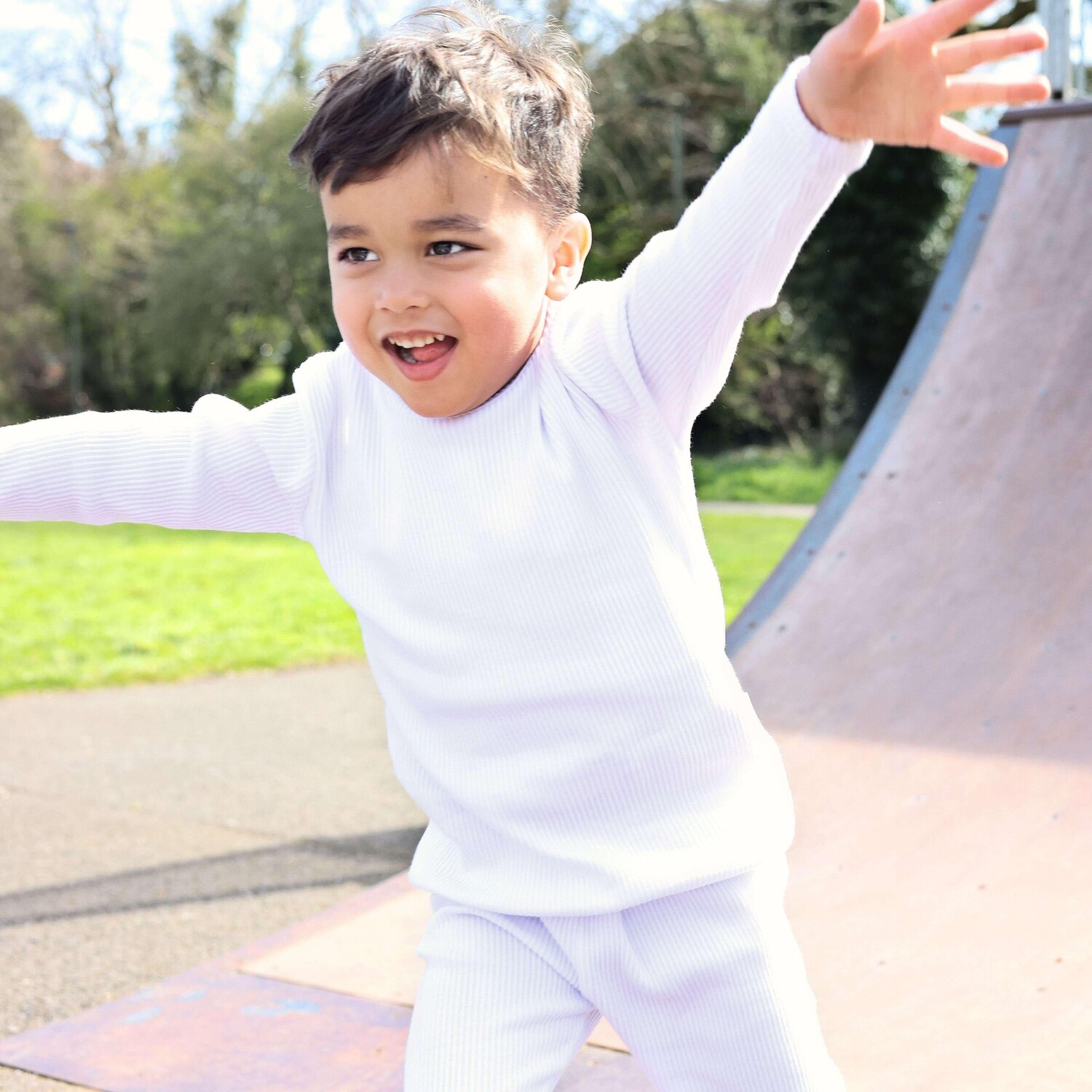 Детская домашняя одежда в рубчик DreamBuy, белый
Детская домашняя одежда в рубчик DreamBuy, белый