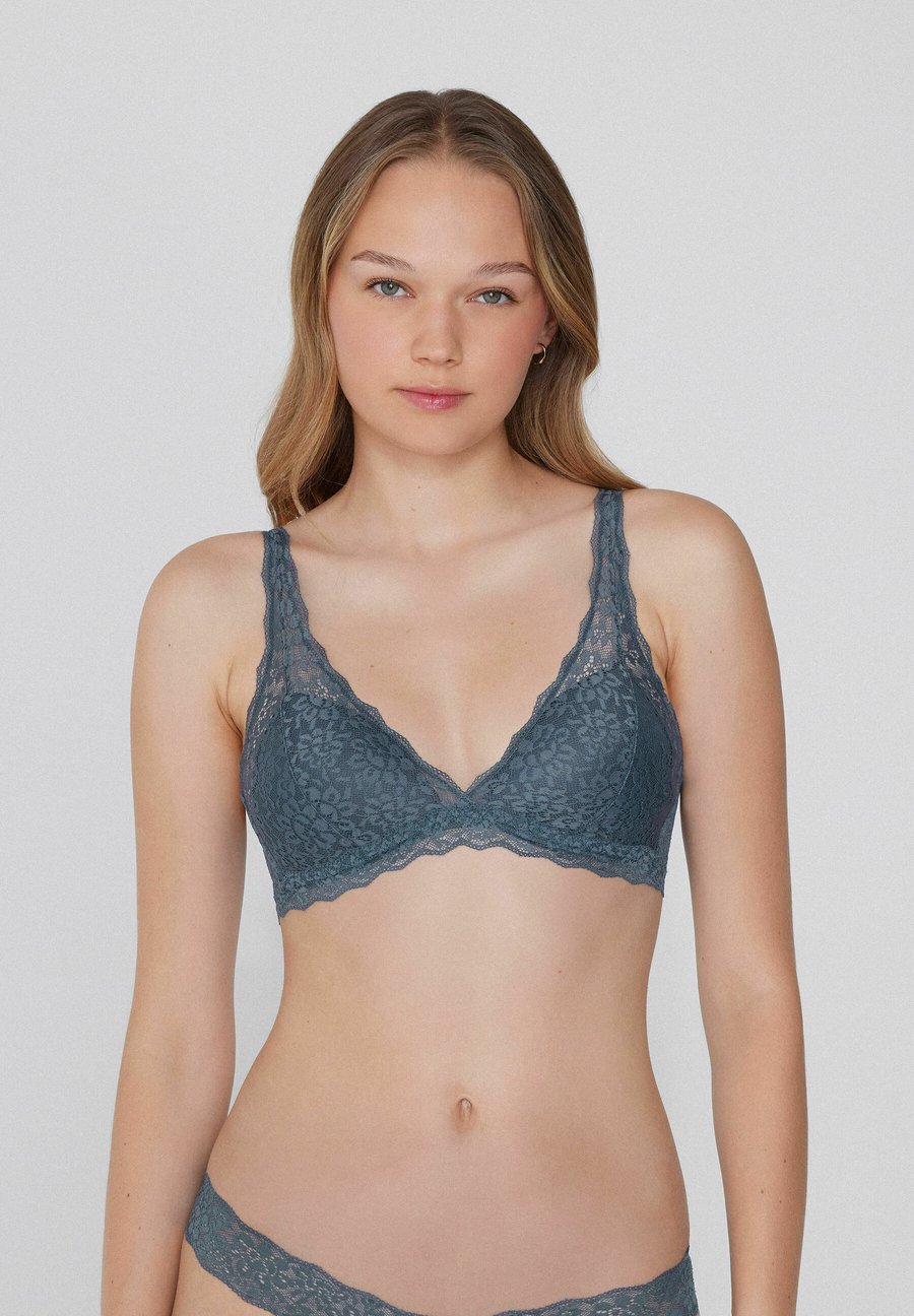 Бюстгальтер Tezenis HAVANA AUS RECYCELTER, Metallic Grey
Бюстгальтер Tezenis HAVANA AUS RECYCELTER, Metallic Grey