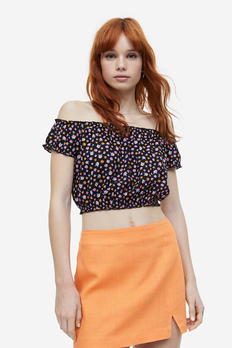 Блузка с открытыми плечами и оборками H&M, черный
Блузка с открытыми плечами и оборками H&M, черный