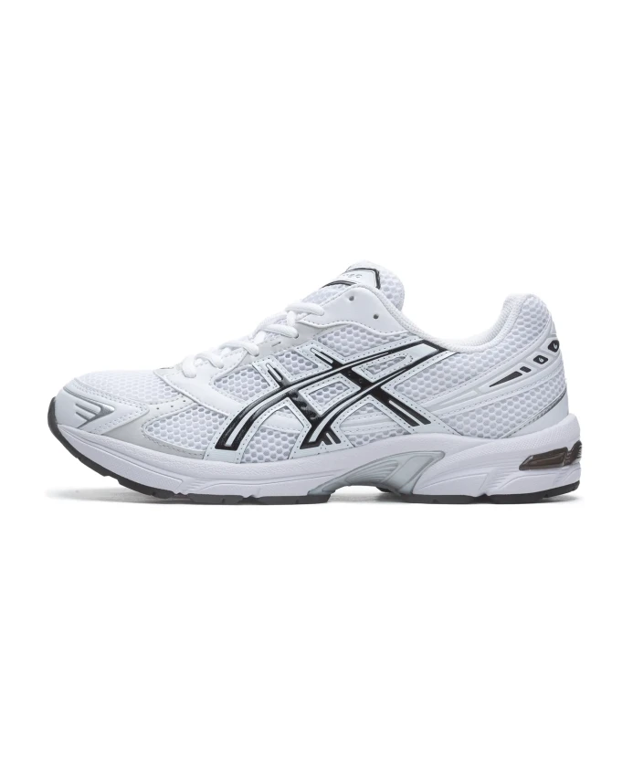 Белые и черные легкие удобные кроссовки Asics, белый
Белые и черные легкие удобные кроссовки Asics, белый