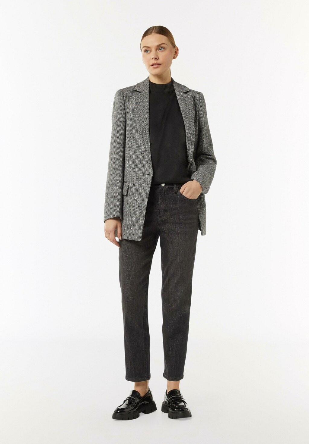 Топ ÄRMELLOSES MIT STEHKRAGEN comma casual identity, черный 
Топ ÄRMELLOSES MIT STEHKRAGEN comma casual identity, черный