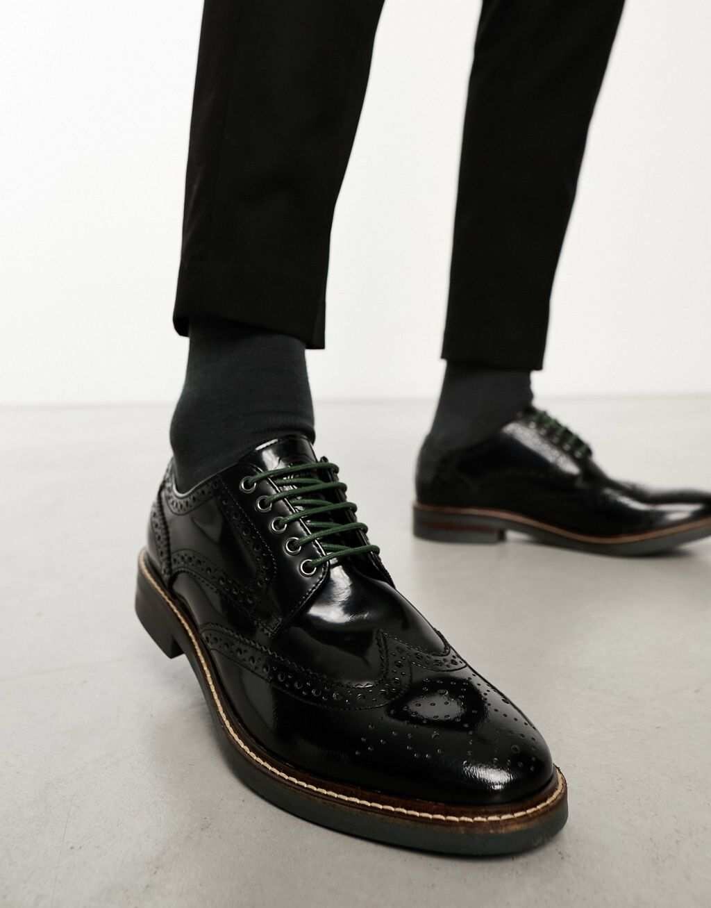 Черные туфли-броги Base London Woburn Hi-Shine, Черный, Черные туфли-броги Base London Woburn Hi-Shine
Черные туфли-броги Base London Woburn Hi-Shine, Черный, Черные туфли-броги Base London Woburn Hi-Shine