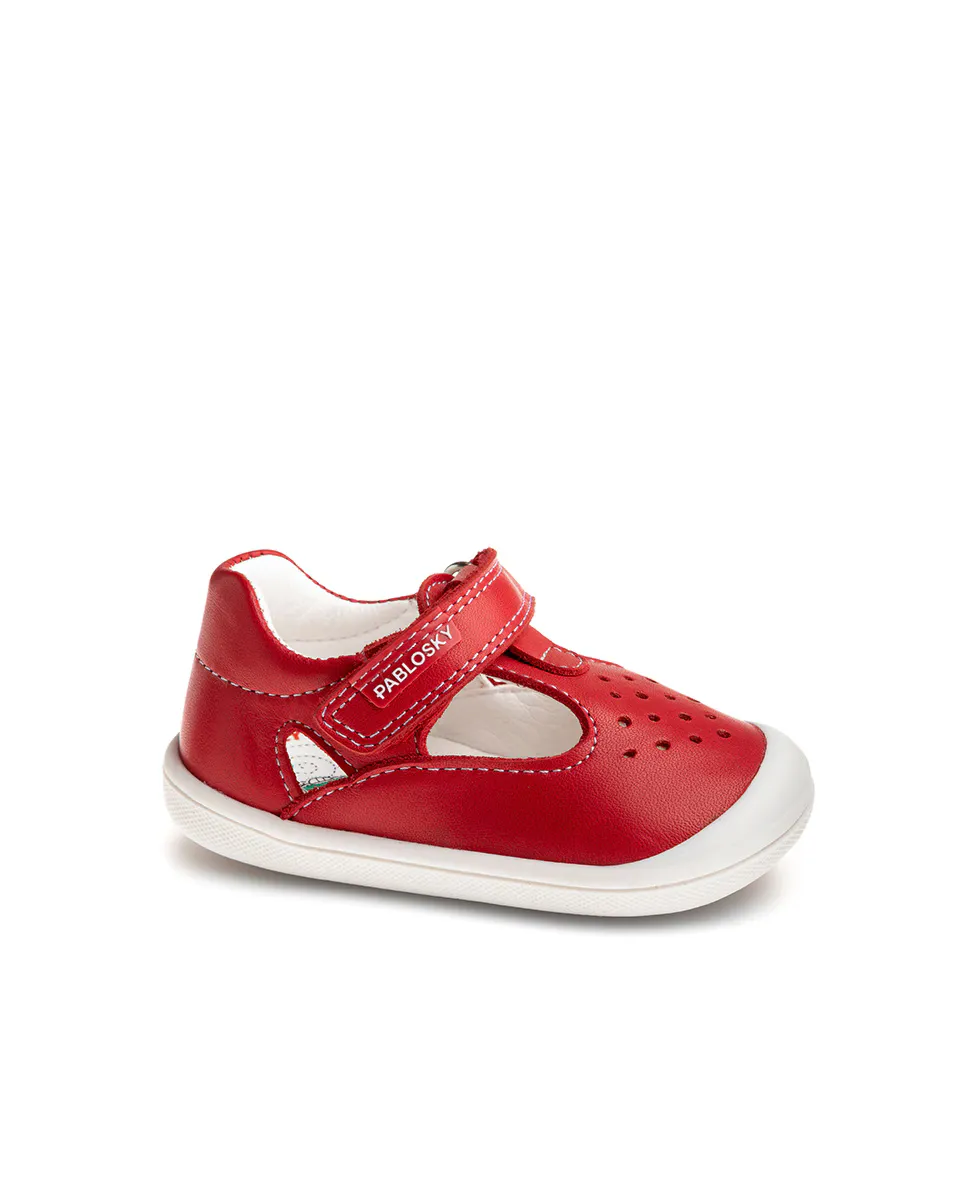 Детские кожаные сандалии с клейкой застежкой Pablosky, красный
Детские кожаные сандалии с клейкой застежкой Pablosky, красный