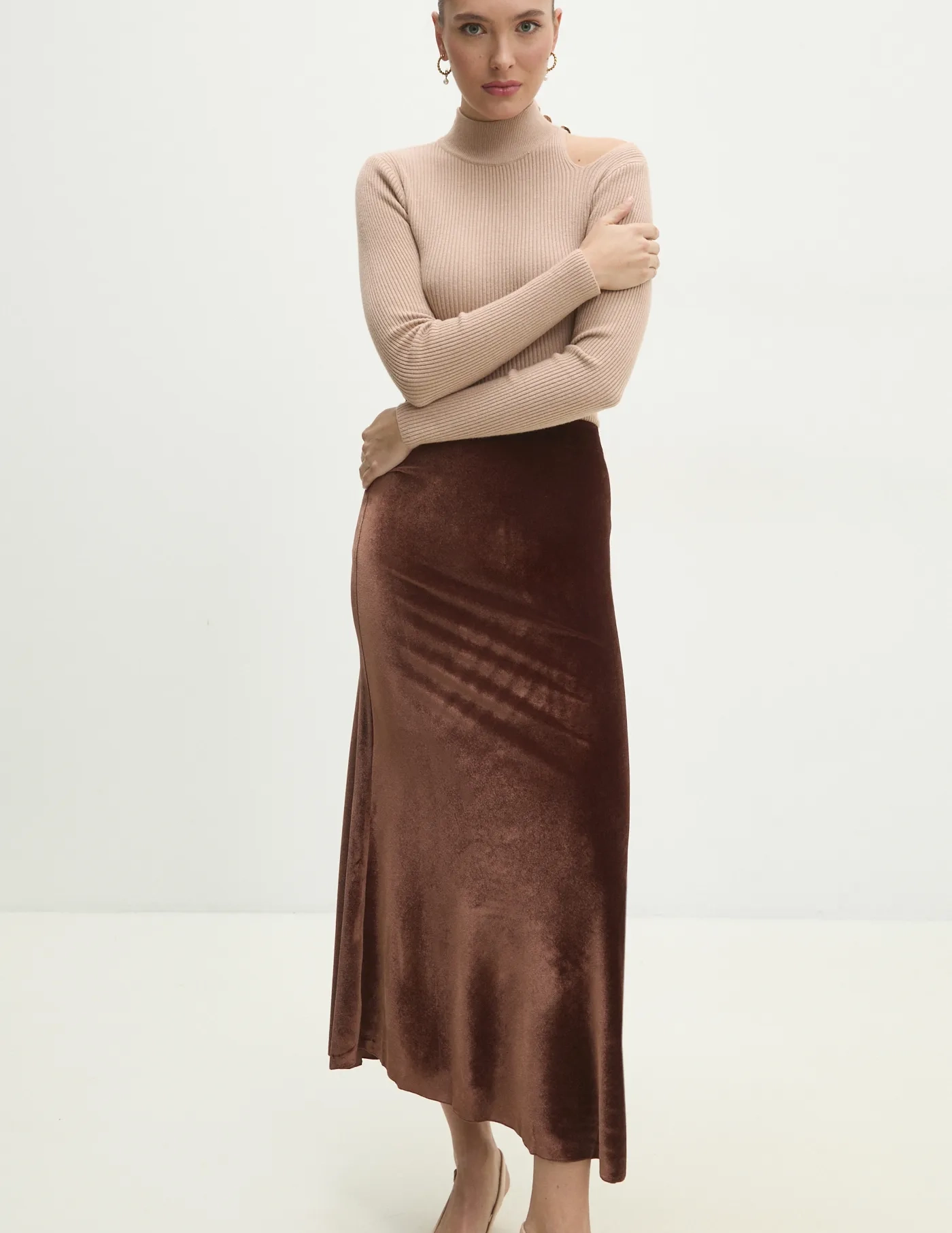 Свитер Answear Lab, бежевый 
Свитер Answear Lab, бежевый