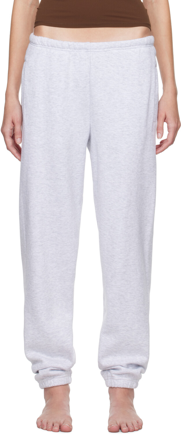 Классические брюки Jogger Lounge из серого хлопкового флиса SKIMS
Классические брюки Jogger Lounge из серого хлопкового флиса SKIMS