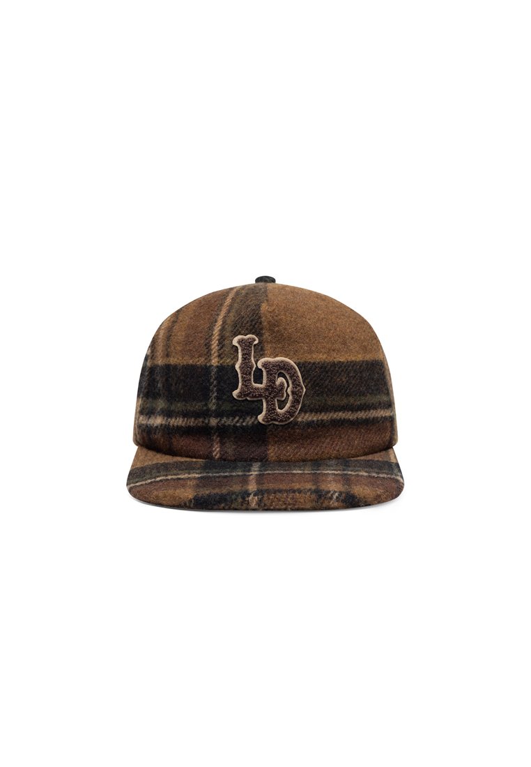 Бейсболка Les Deux LETTERMAN UNISEX, Monk'S Robe Brown/Cognac
Бейсболка Les Deux LETTERMAN UNISEX, Monk'S Robe Brown/Cognac