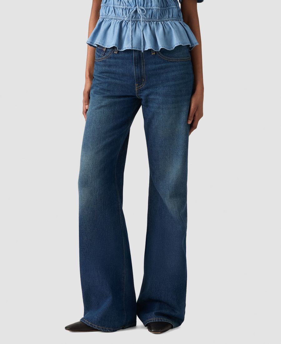 Женские джинсы средней посадки с расклешенными штанинами (Middy Loose Mid Rise Bootcut Jeans) Levi's, Good Fortune
Женские джинсы средней посадки с расклешенными штанинами (Middy Loose Mid Rise Bootcut Jeans) Levi's, Good Fortune