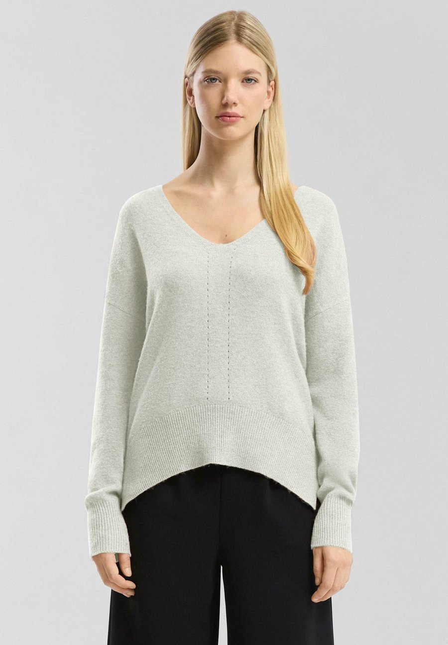 Джемпер QS Jumper, Creme/Off-White
Джемпер QS Jumper, Creme/Off-White