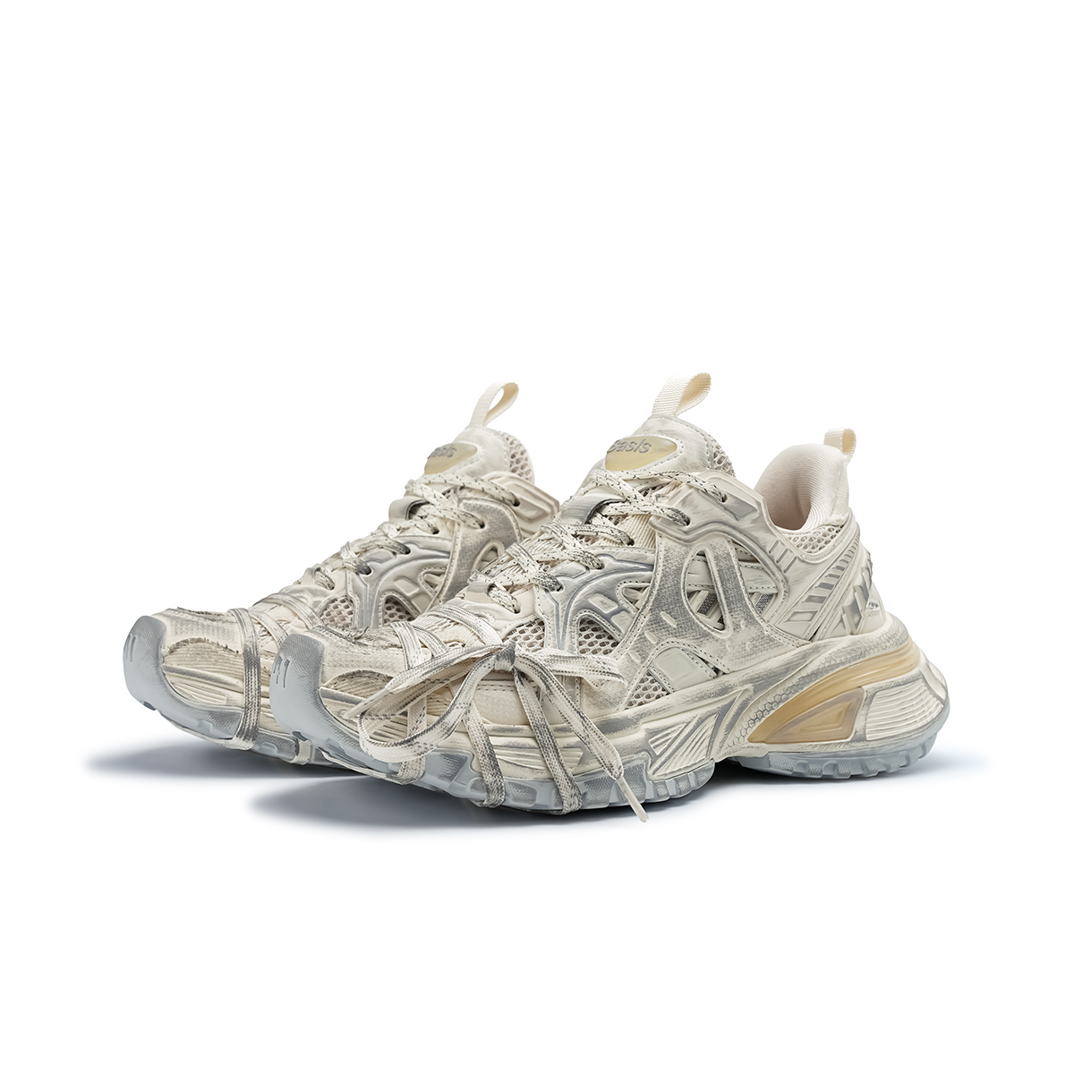 K-WANG Парижский бриз противоскользящие и износостойкие утолщенные кроссовки на платформе мужские с белой ажурной лентой в винтажном стиле, цвет White Brocade Ribbon Distressed
K-WANG Парижский бриз противоскользящие и износостойкие утолщенные кроссовки на платформе мужские с белой ажурной лентой в винтажном стиле, цвет White Brocade Ribbon Distressed