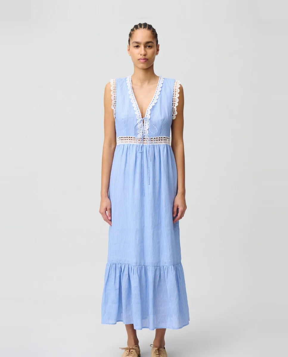 Длинное полосатое платье с кружевом Claudie Pierlot, синий
Длинное полосатое платье с кружевом Claudie Pierlot, синий