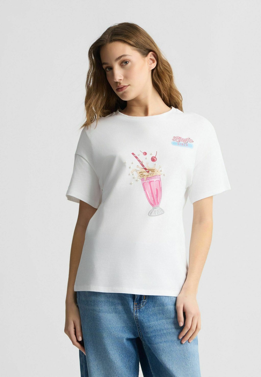 Футболка с принтом WITH RHINESTONES LIU JO, белый
Футболка с принтом WITH RHINESTONES LIU JO, белый