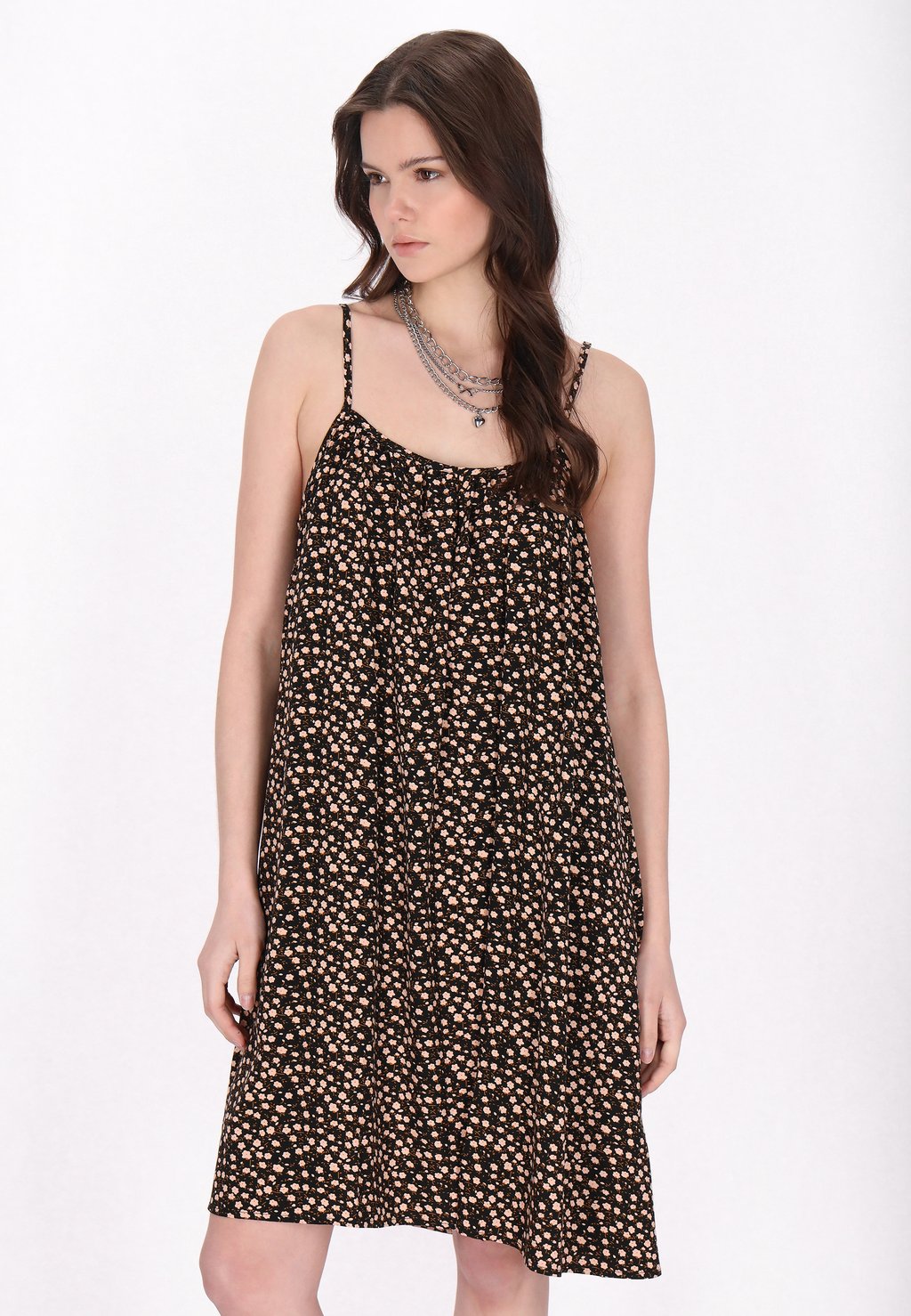 Повседневное платье myMo ROCKS, черный
Повседневное платье myMo ROCKS, черный