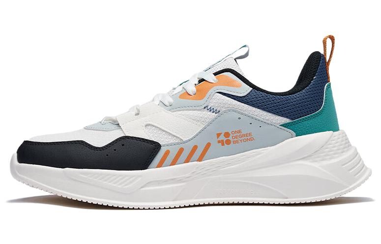 Мужские кроссовки Lifestyle с низким верхом, белый/черный/синий 361°
Мужские кроссовки Lifestyle с низким верхом, белый/черный/синий 361°