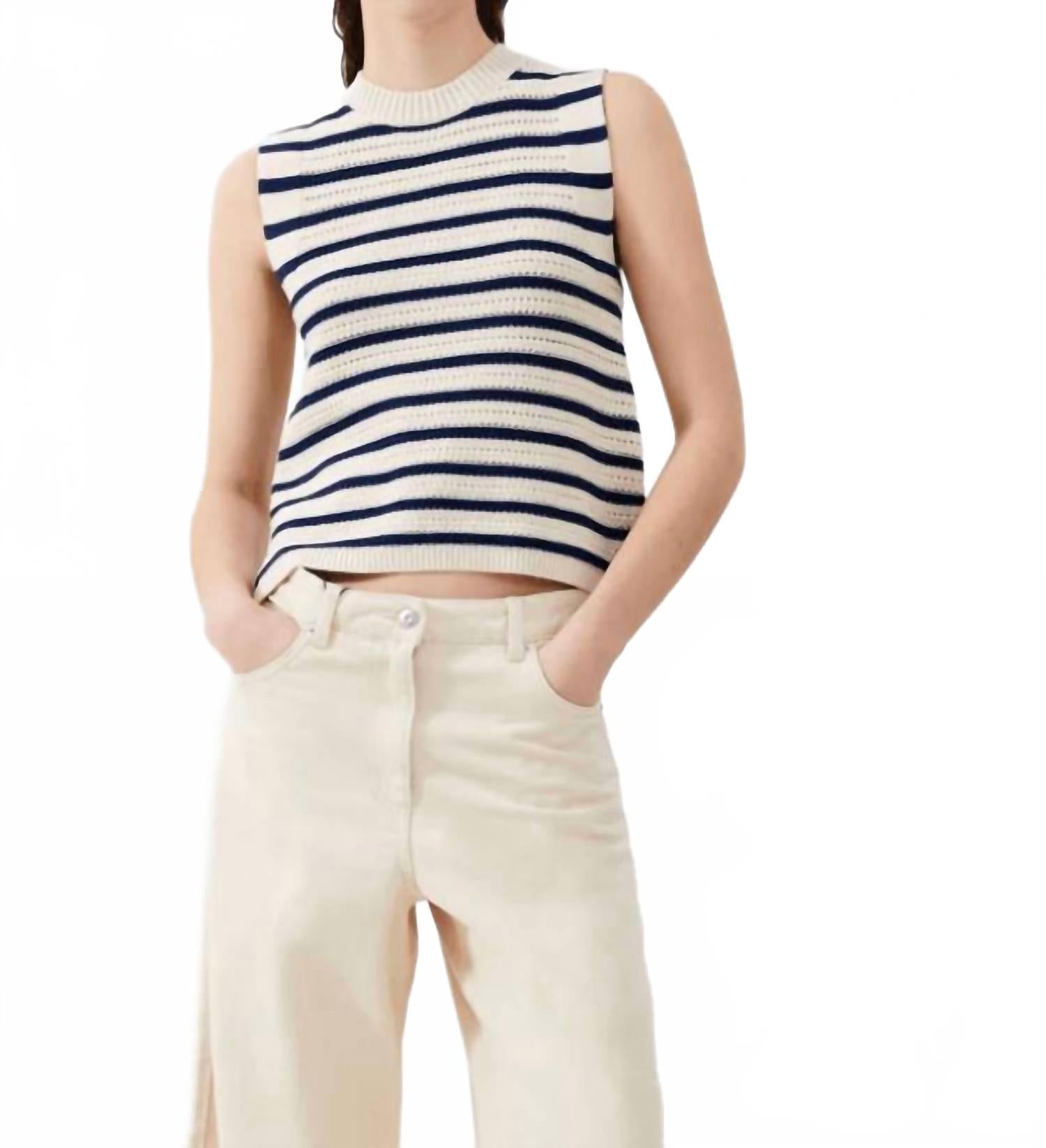 Lumi Mozart вязаный жилет в цвете экрю/полночь French Connection, Ecru/Midnight
Lumi Mozart вязаный жилет в цвете экрю/полночь French Connection, Ecru/Midnight