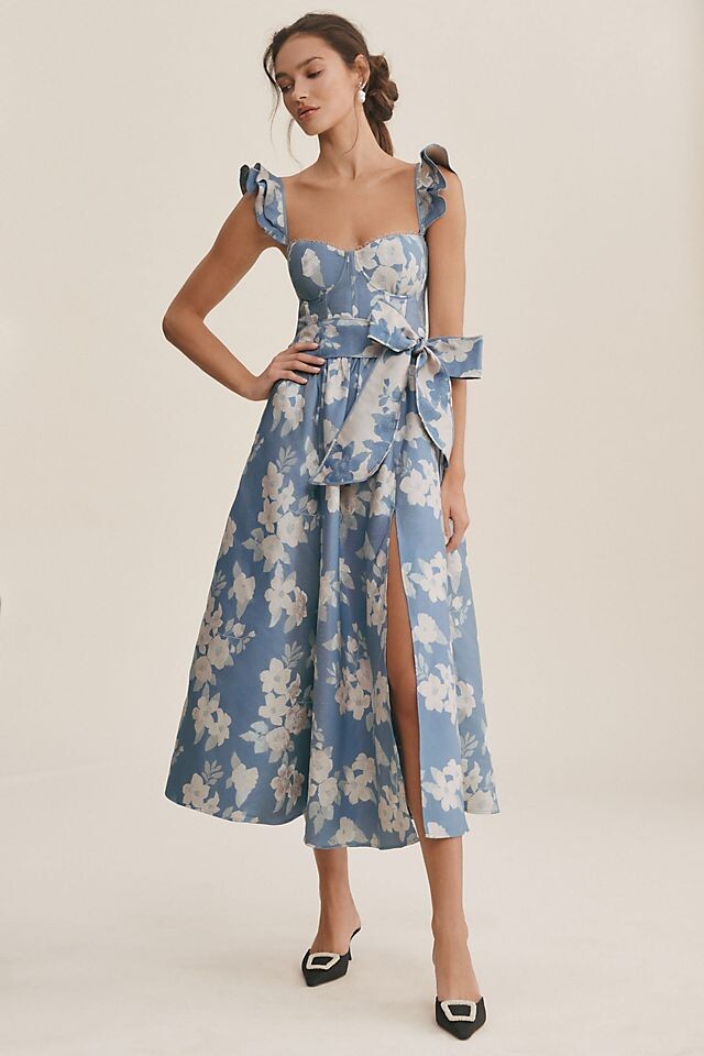Корсетное платье миди с боковыми разрезами и рюшами V. Chapman Vera, цвет dusk blue baroque floral
Корсетное платье миди с боковыми разрезами и рюшами V. Chapman Vera, цвет dusk blue baroque floral
