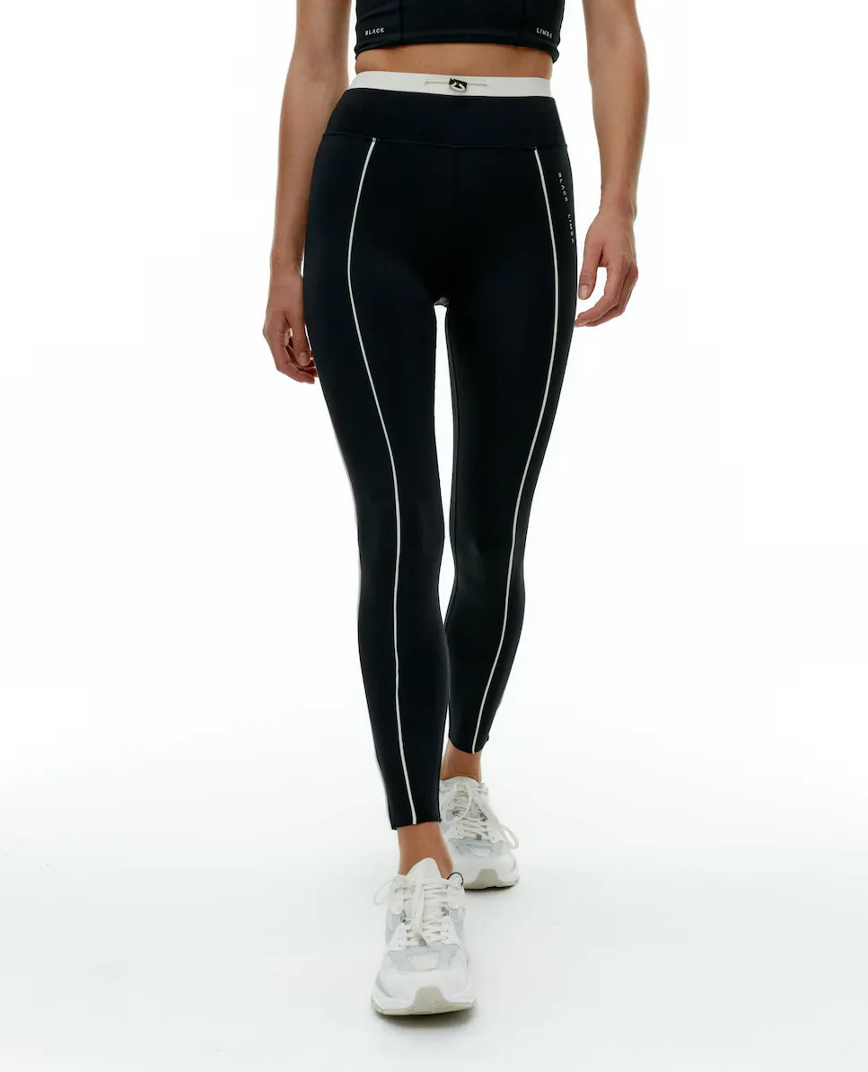 Компрессионные женские спортивные леггинсы с контрастными деталями Black Limba, черный
Компрессионные женские спортивные леггинсы с контрастными деталями Black Limba, черный
