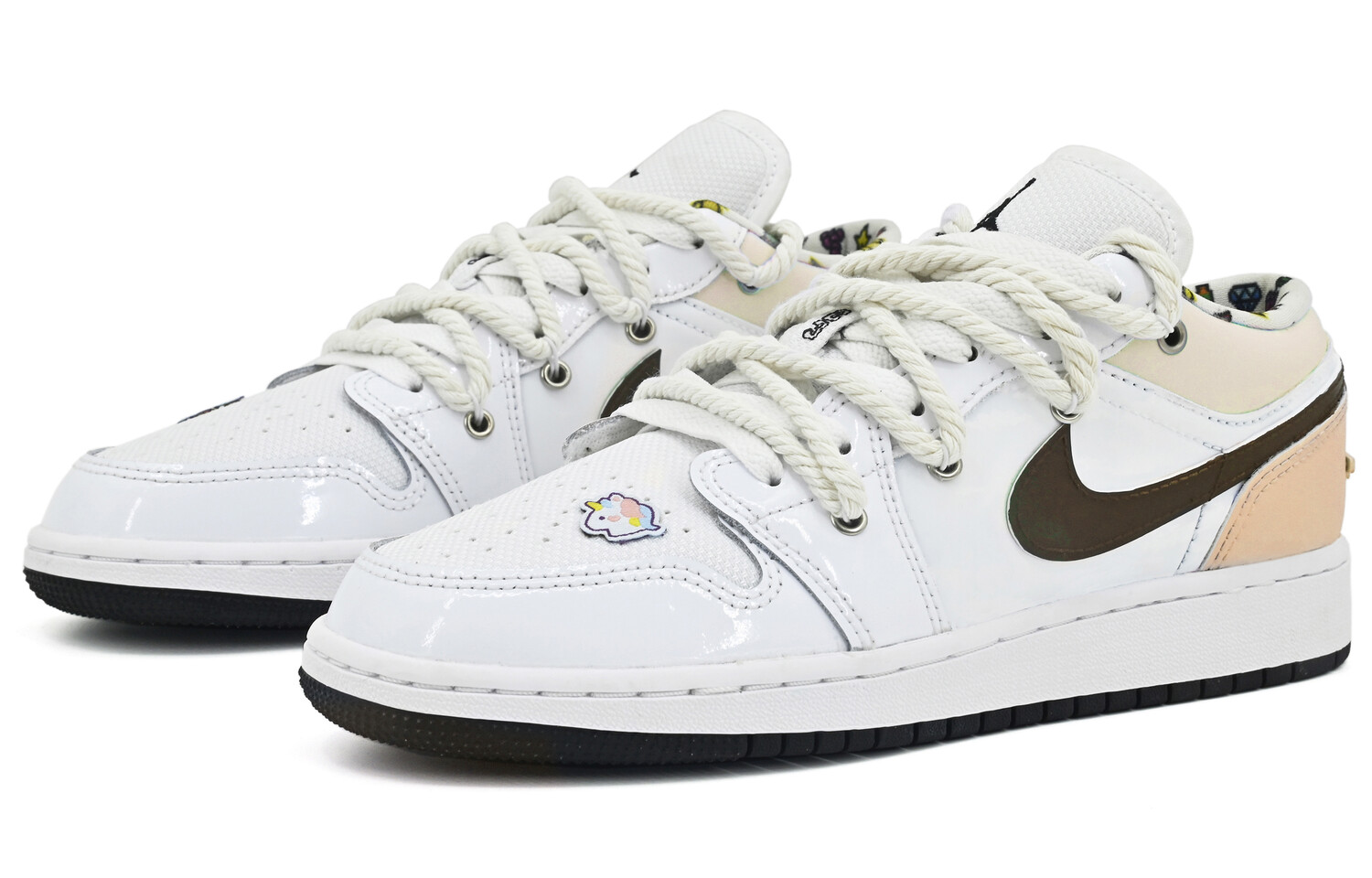 Кроссовки Air Jordan 1 Vintage Basketball Shoes Women's Low-top Orange, цвет Orange
Кроссовки Air Jordan 1 Vintage Basketball Shoes Women's Low-top Orange, цвет Orange