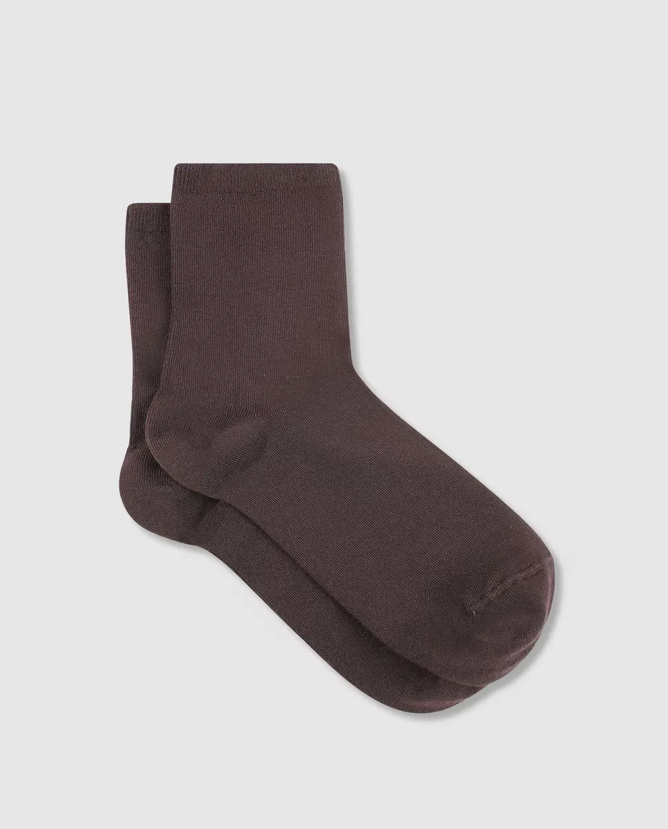 Простые женские носки из модала Punto Blanco, коричневый
Простые женские носки из модала Punto Blanco, коричневый