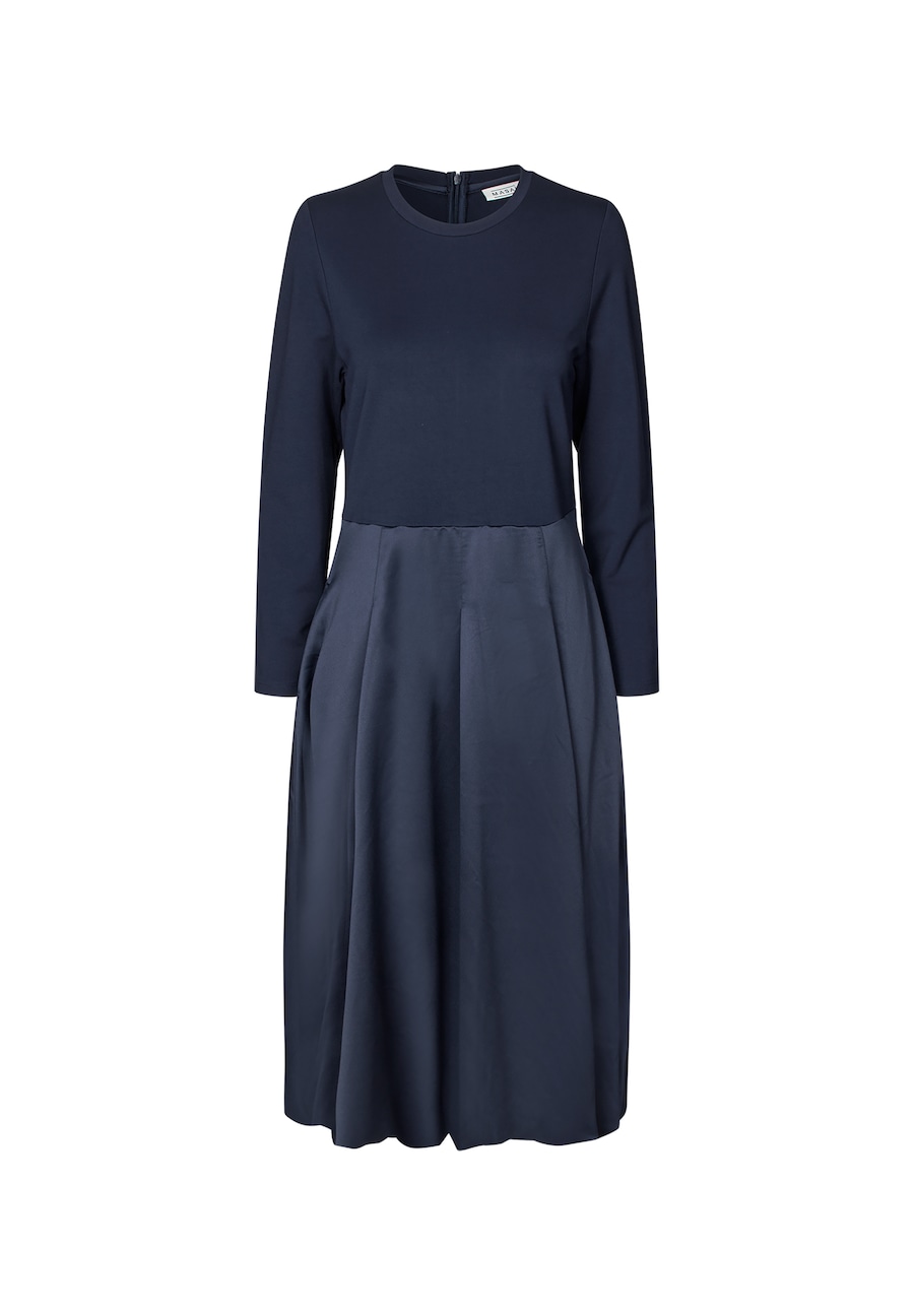 Платье Masai Neyvora, темно-синий
Платье Masai Neyvora, темно-синий