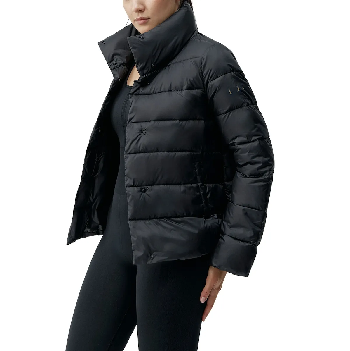 Женская куртка Vegan Hack Born Living Yoga, черный
Женская куртка Vegan Hack Born Living Yoga, черный