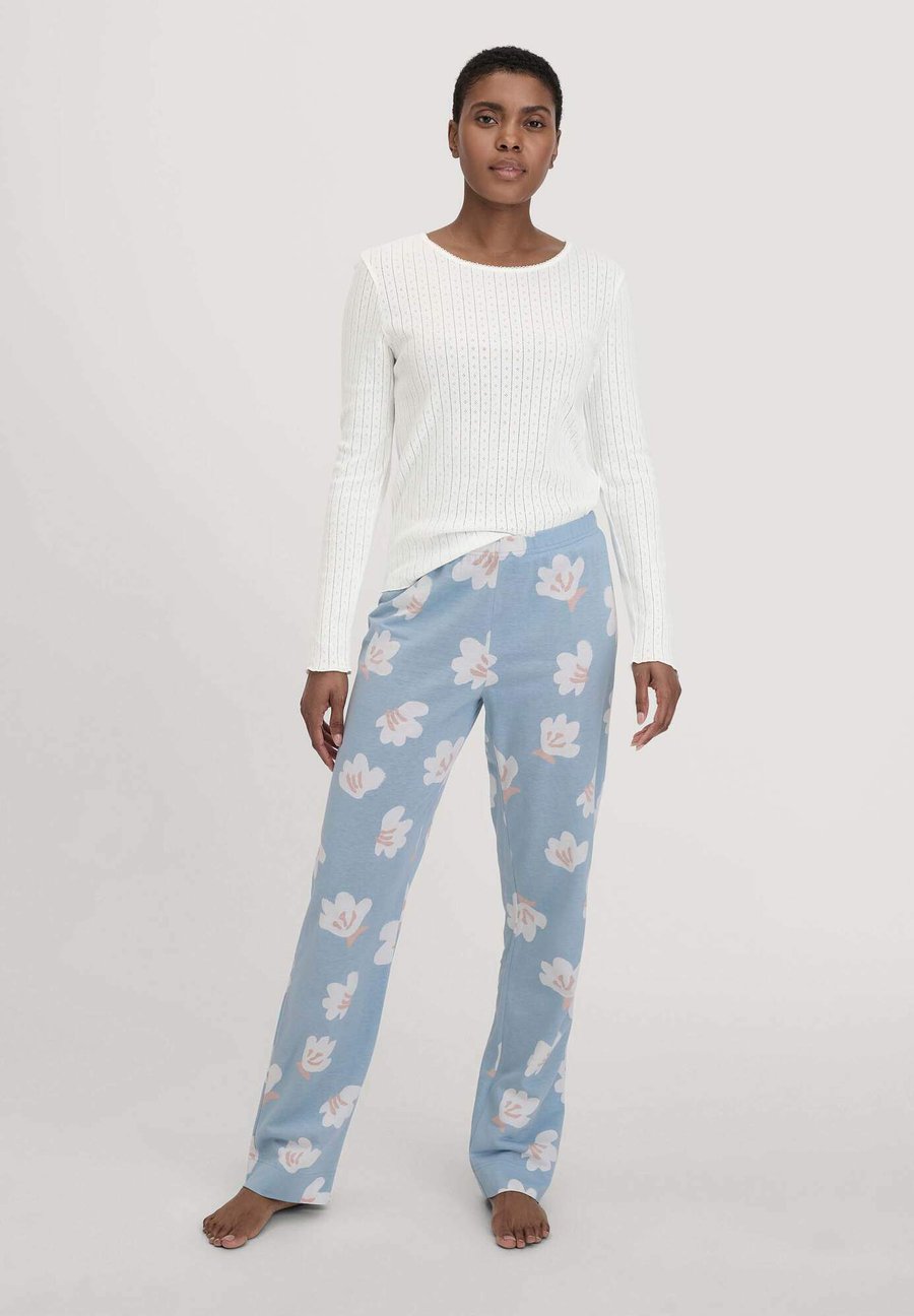 Пижамные брюки Hessnatur RACERBACK SOFT, Helles Jeansblau/Blue
Пижамные брюки Hessnatur RACERBACK SOFT, Helles Jeansblau/Blue