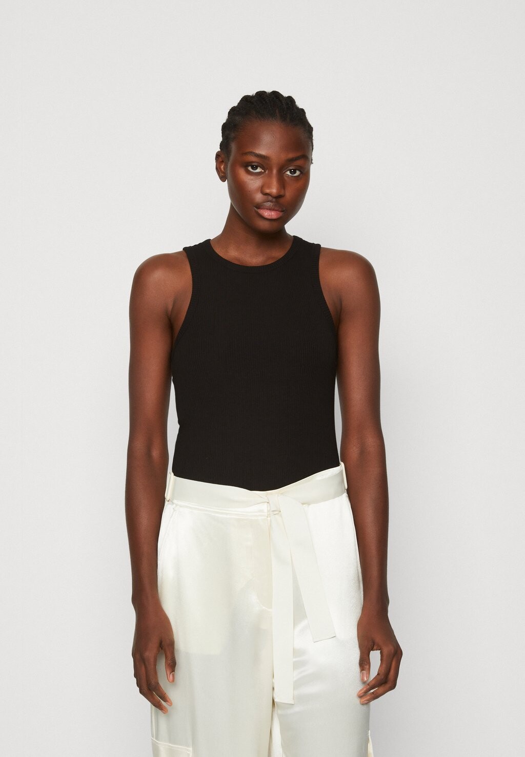 Топ Selected, черный
Топ Selected, черный