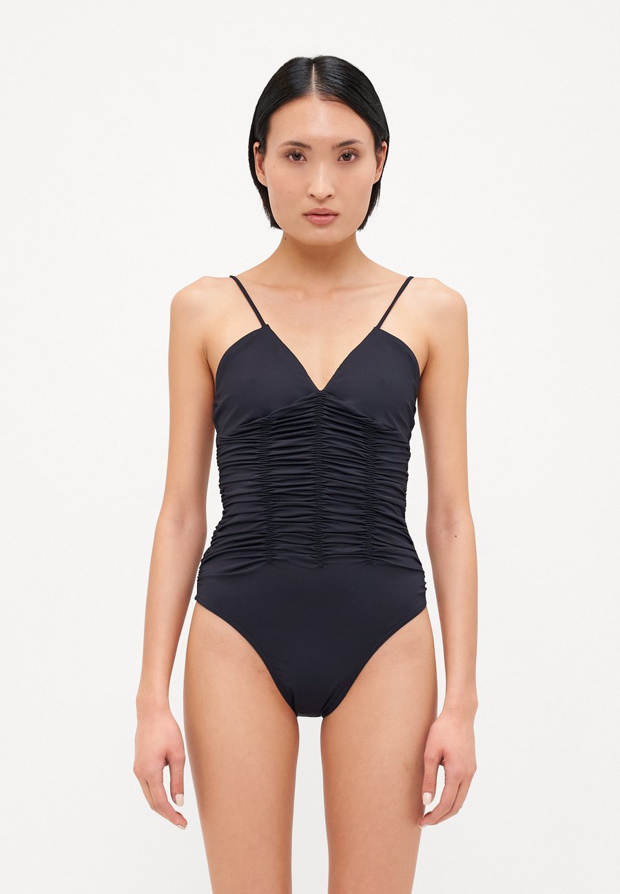 Купальник BITE Studios SIRENE SWIMSUIT, Black
Купальник BITE Studios SIRENE SWIMSUIT, Black