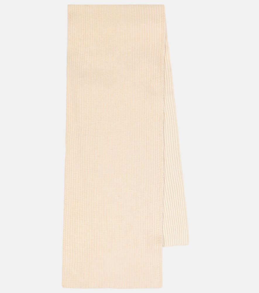 Рифленый шарф из смесовой шерсти Magda Butrym
Рифленый шарф из смесовой шерсти Magda Butrym