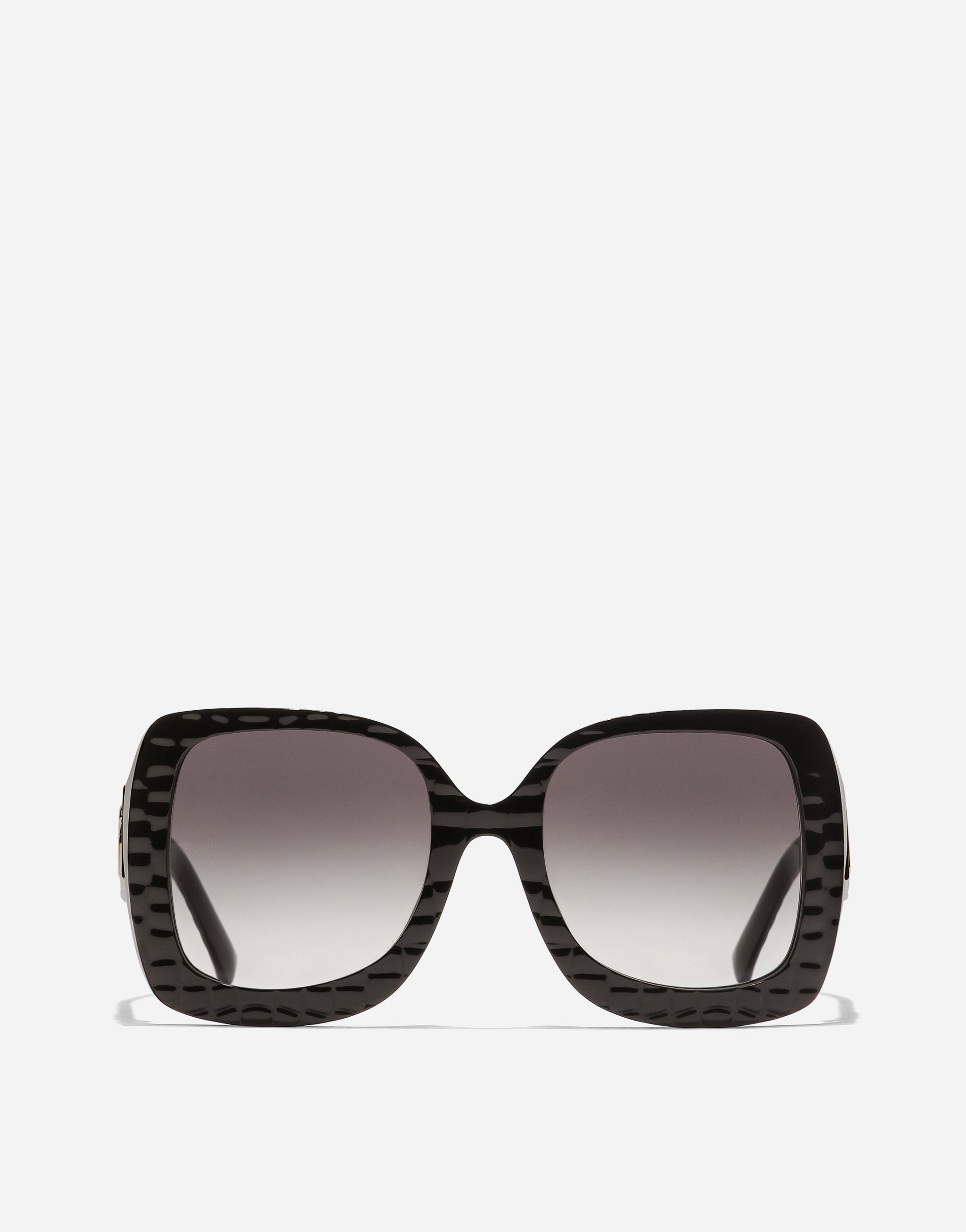 Солнцезащитные очки dg crossed Dolce & Gabbana, черная текстура кроко
Солнцезащитные очки dg crossed Dolce & Gabbana, черная текстура кроко