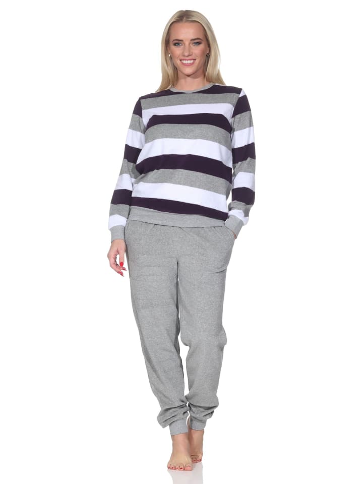 NORMANN Длиннорукавная пижама из махровой ткани с манжетами и полосатым узором фиолетового цвета
NORMANN Длиннорукавная пижама из махровой ткани с манжетами и полосатым узором фиолетового цвета