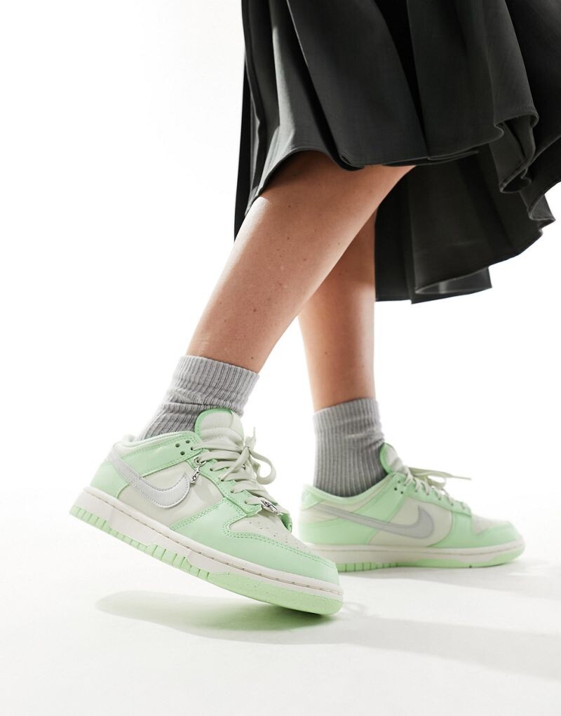 Премиальные кроссовки Nike Dunk Low NN светло-зеленого цвета и цвета слоновой кости, Зеленый, Премиальные кроссовки Nike Dunk Low NN светло-зеленого цвета и цвета слоновой кости
Премиальные кроссовки Nike Dunk Low NN светло-зеленого цвета и цвета слоновой кости, Зеленый, Премиальные кроссовки Nike Dunk Low NN светло-зеленого цвета и цвета слоновой кости