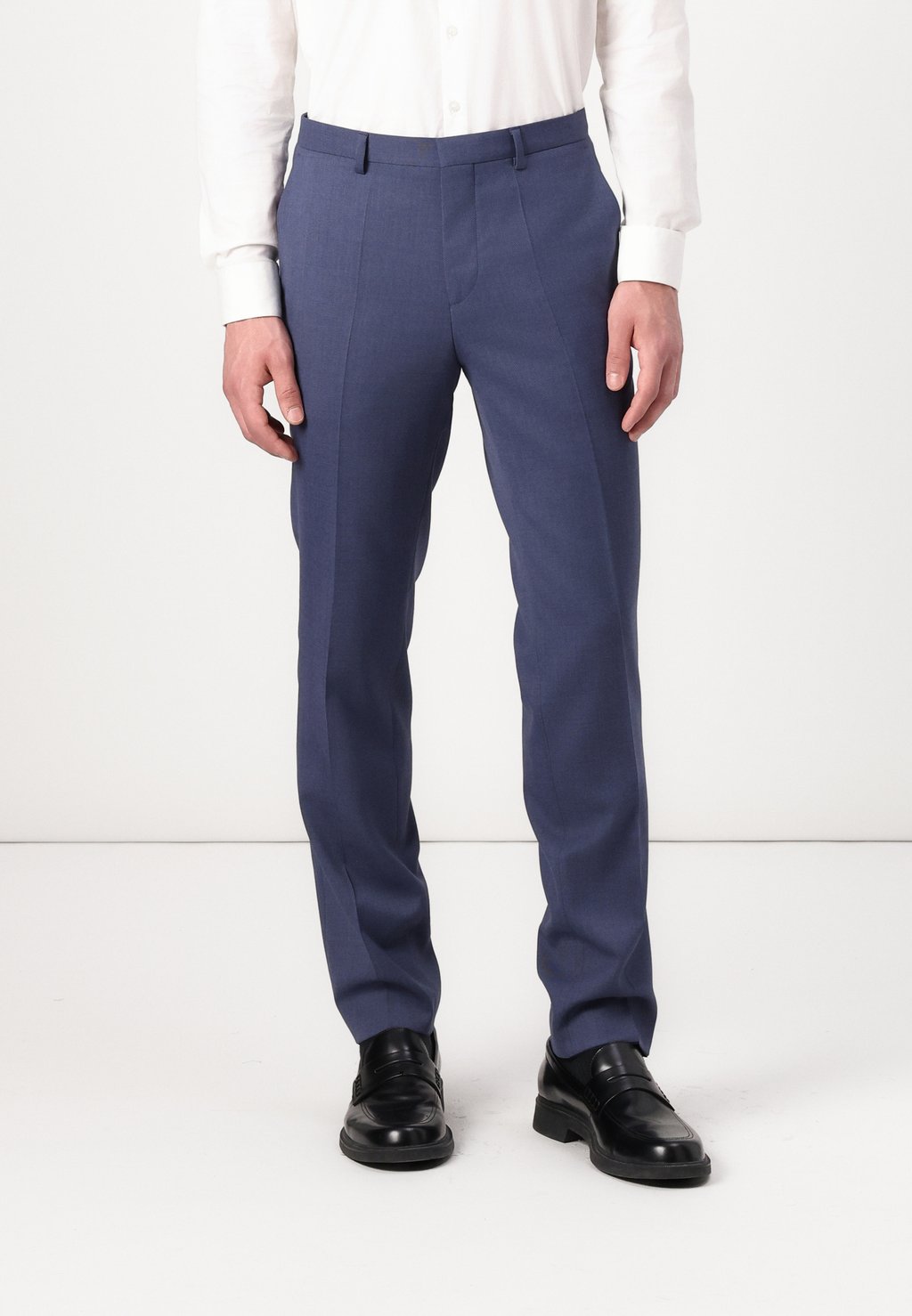 Костюмные брюки HESTEN HUGO, темно-синий
Костюмные брюки HESTEN HUGO, темно-синий