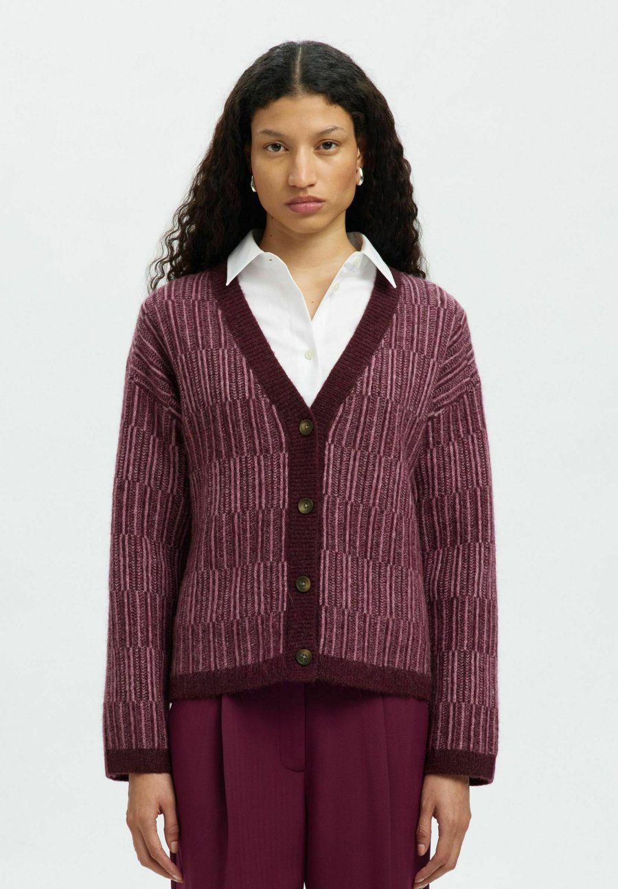 Кардиган Selected Femme SLFALVA STRIPE, Fig/Bordeaux
Кардиган Selected Femme SLFALVA STRIPE, Fig/Bordeaux