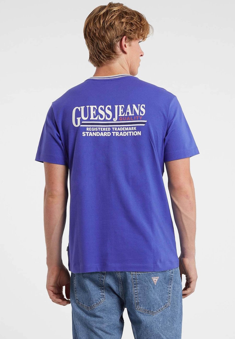 Футболка Guess Jeans LOGO HINTEN, Blau/Blue, Синий, Футболка Guess Jeans LOGO HINTEN, Blau/Blue
Футболка Guess Jeans LOGO HINTEN, Blau/Blue, Синий, Футболка Guess Jeans LOGO HINTEN, Blau/Blue