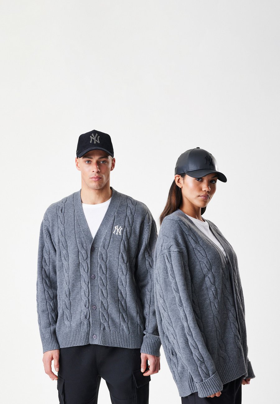 Кардиган New Era MLB UNISEX, Grey Heather/Dark Grey
Кардиган New Era MLB UNISEX, Grey Heather/Dark Grey