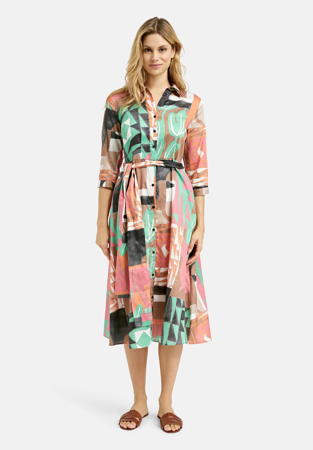 Платье-рубашка GEMUSTERTES MIT 3/4-ÄRMELN MILANO ITALY, зеленый
Платье-рубашка GEMUSTERTES MIT 3/4-ÄRMELN MILANO ITALY, зеленый