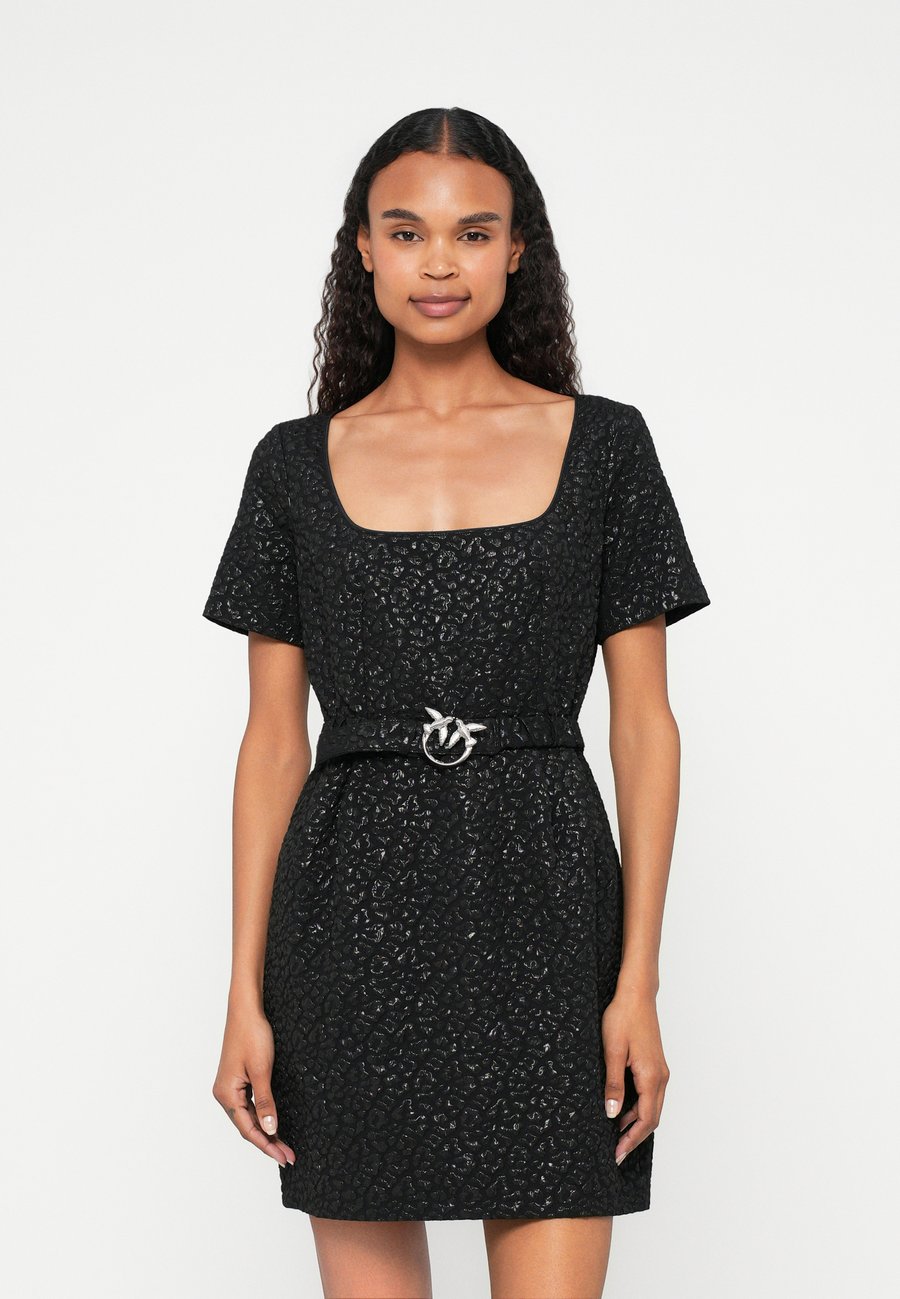 Платье Pinko ARACELI ABITO, Nero Limousine/Black
Платье Pinko ARACELI ABITO, Nero Limousine/Black