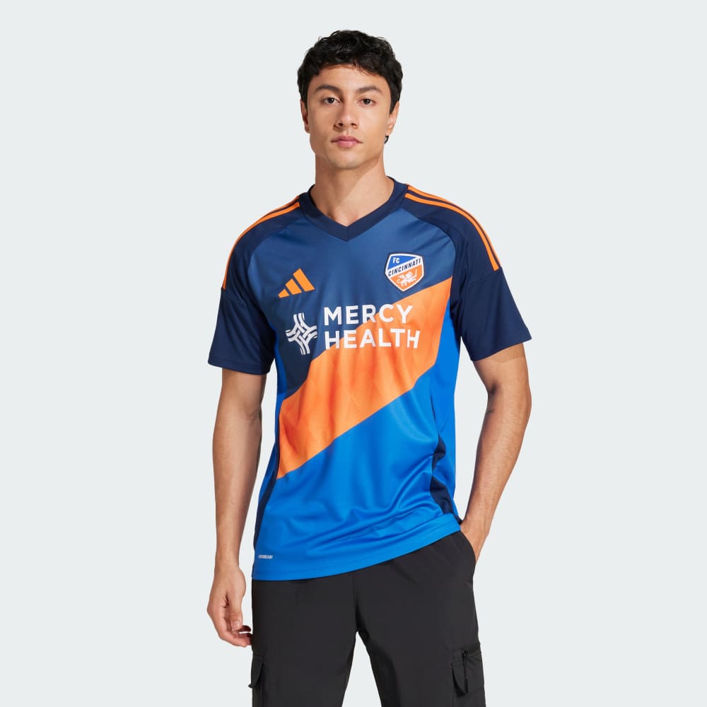 Джерси Adidas FC Cincinnati 25/26 Home Jersey, цвет Power Blue
Джерси Adidas FC Cincinnati 25/26 Home Jersey, цвет Power Blue