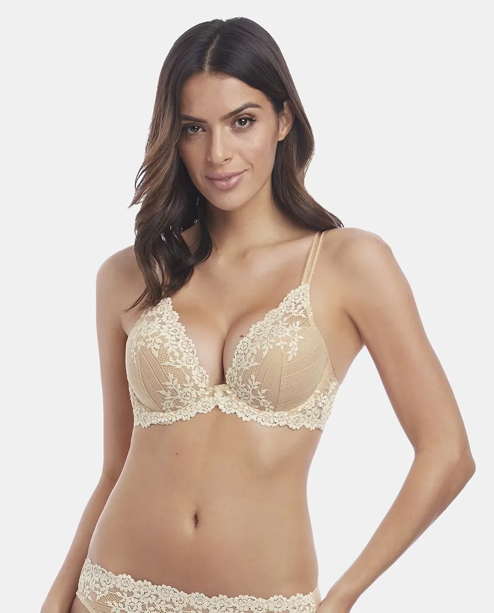 Бюстгальтер Embrace Lace с треугольными чашечками на косточках и пеной Wacoal, цвет Marfil
Бюстгальтер Embrace Lace с треугольными чашечками на косточках и пеной Wacoal, цвет Marfil