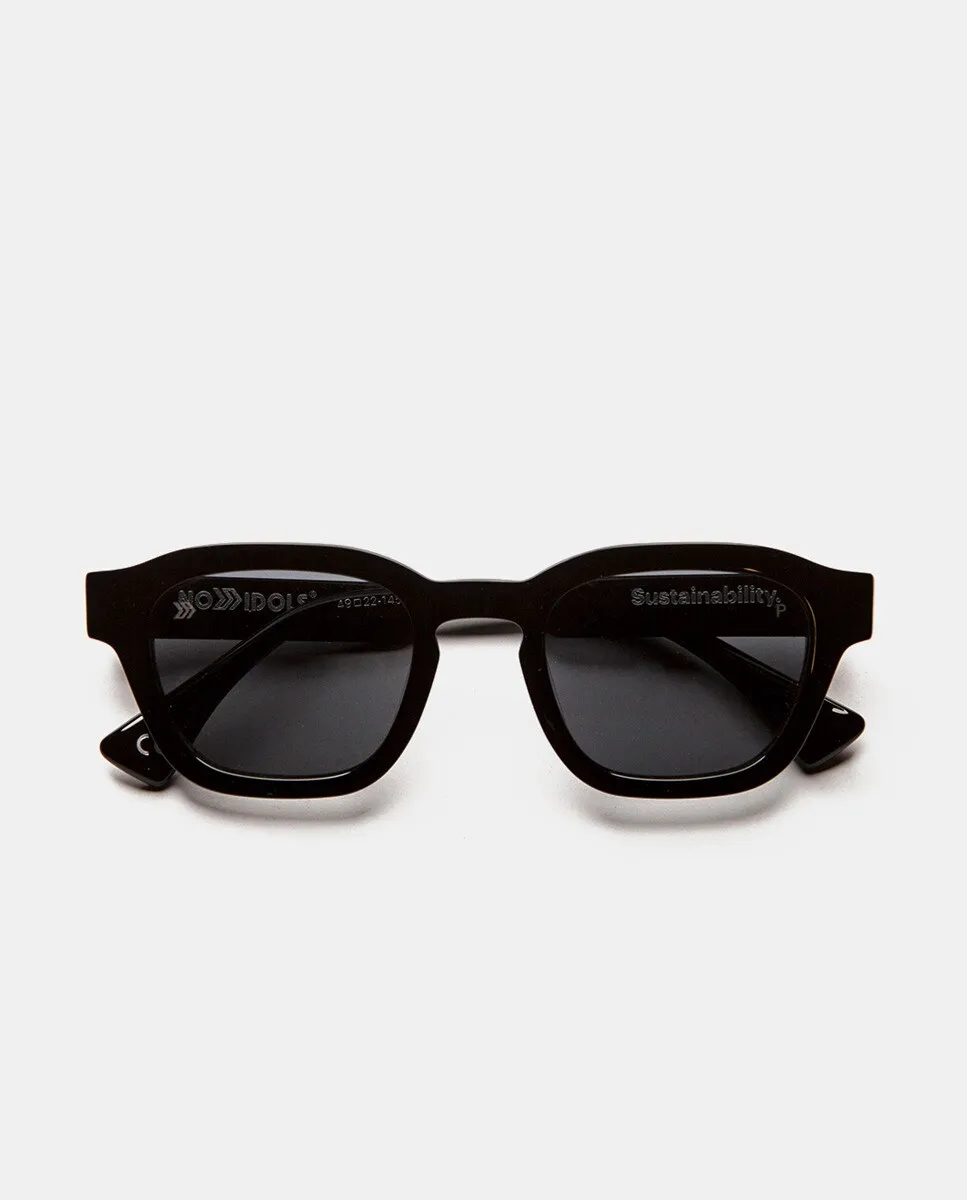 Прямоугольные солнцезащитные очки унисекс из органического ацетата No Idols, черный
Прямоугольные солнцезащитные очки унисекс из органического ацетата No Idols, черный