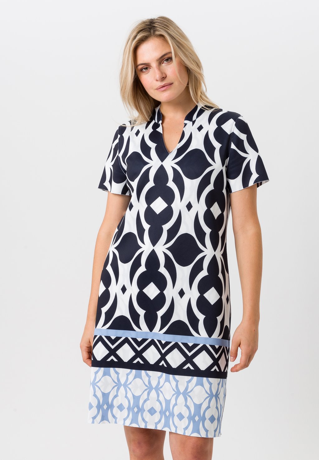 Повседневное платье TUZZI, синий
Повседневное платье TUZZI, синий