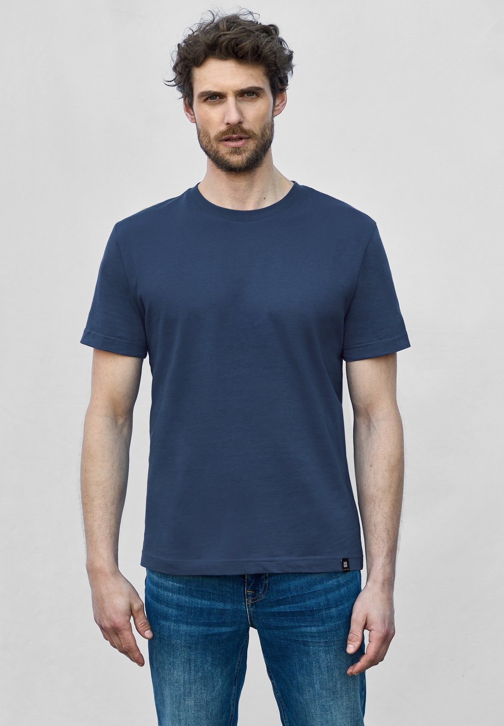 Базовая футболка IN UNIFARBE Street One MEN, светло-голубой
Базовая футболка IN UNIFARBE Street One MEN, светло-голубой