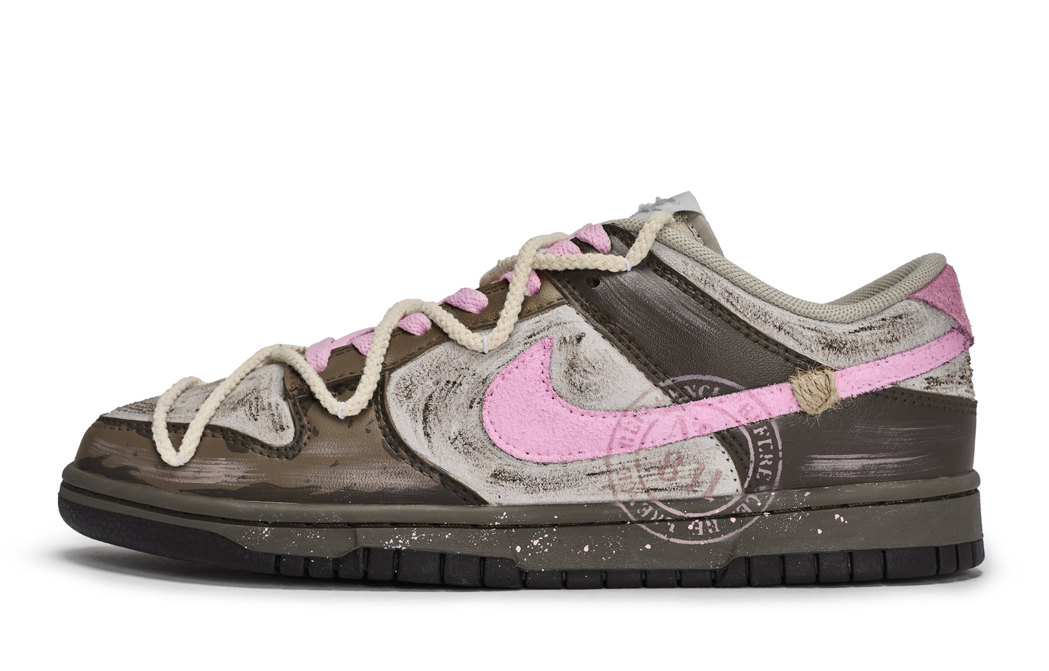 Dunk 811 производство, Faded Coffee устойчивые к истиранию низкие кроссовки для скейтбординга унисекс розовый коричневый Nike, серый/розовый/коричневый
Dunk 811 производство, Faded Coffee устойчивые к истиранию низкие кроссовки для скейтбординга унисекс розовый коричневый Nike, серый/розовый/коричневый