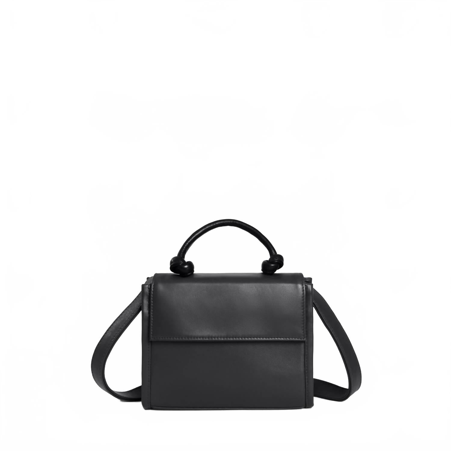 Женская кросс-боди сумка Porto в черном цвете Lemiz
Женская кросс-боди сумка Porto в черном цвете Lemiz