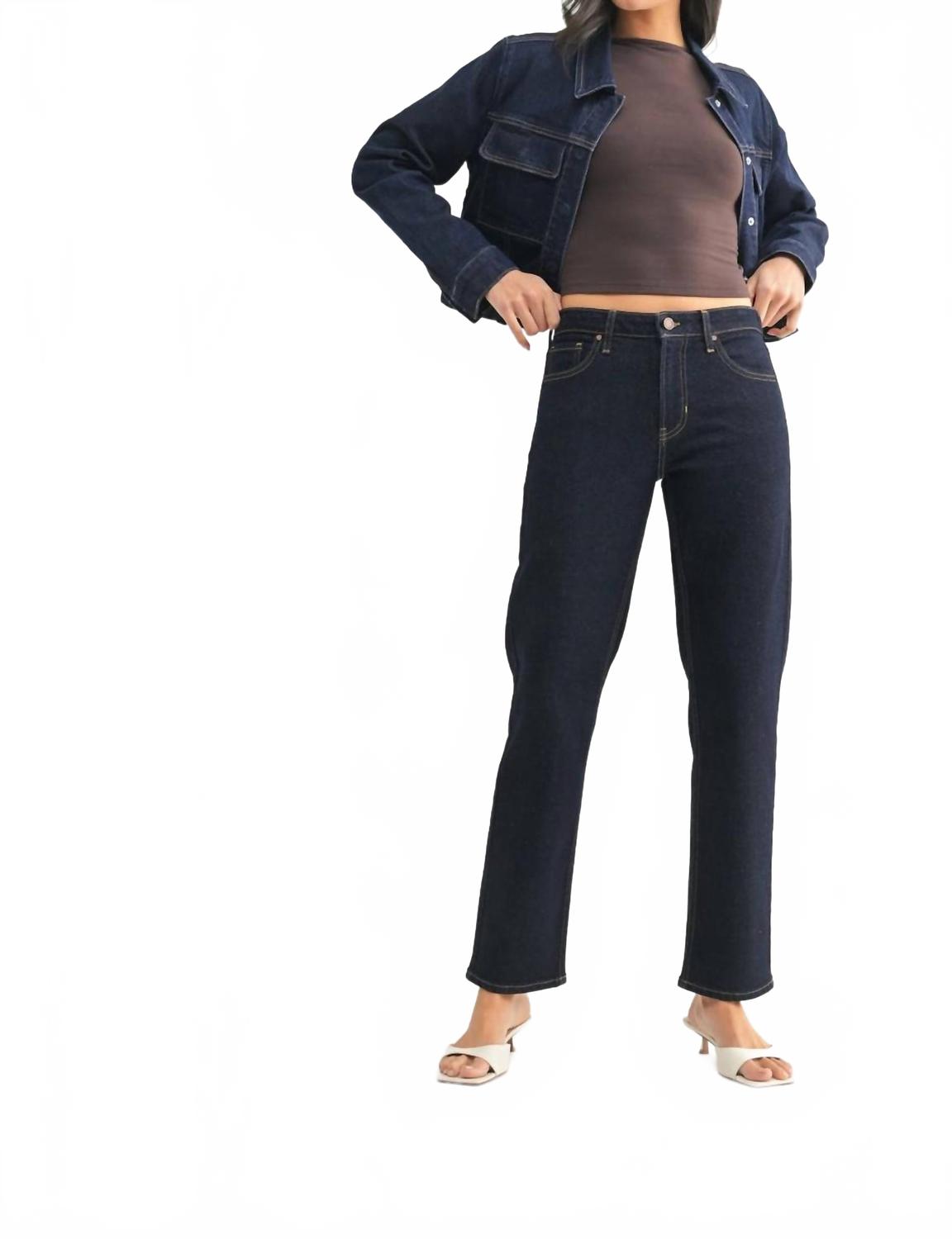 JUST BLACK DENIM Чистые джинсы прямого кроя со средней посадкой, синего цвета
JUST BLACK DENIM Чистые джинсы прямого кроя со средней посадкой, синего цвета