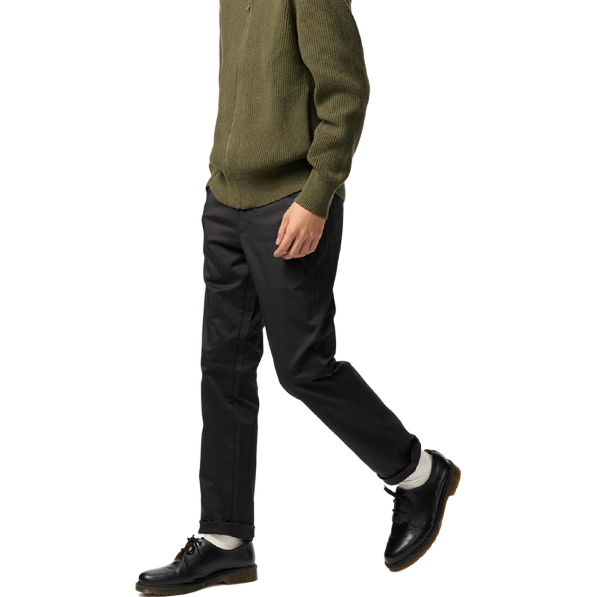 Повседневные брюки мужские UNIQLO, черный
Повседневные брюки мужские UNIQLO, черный