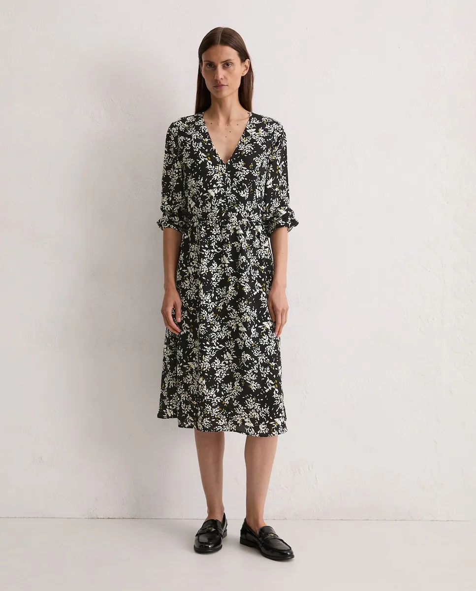 Миди-платье с принтованной отделкой MARC O'POLO, черный/белый
Миди-платье с принтованной отделкой MARC O'POLO, черный/белый