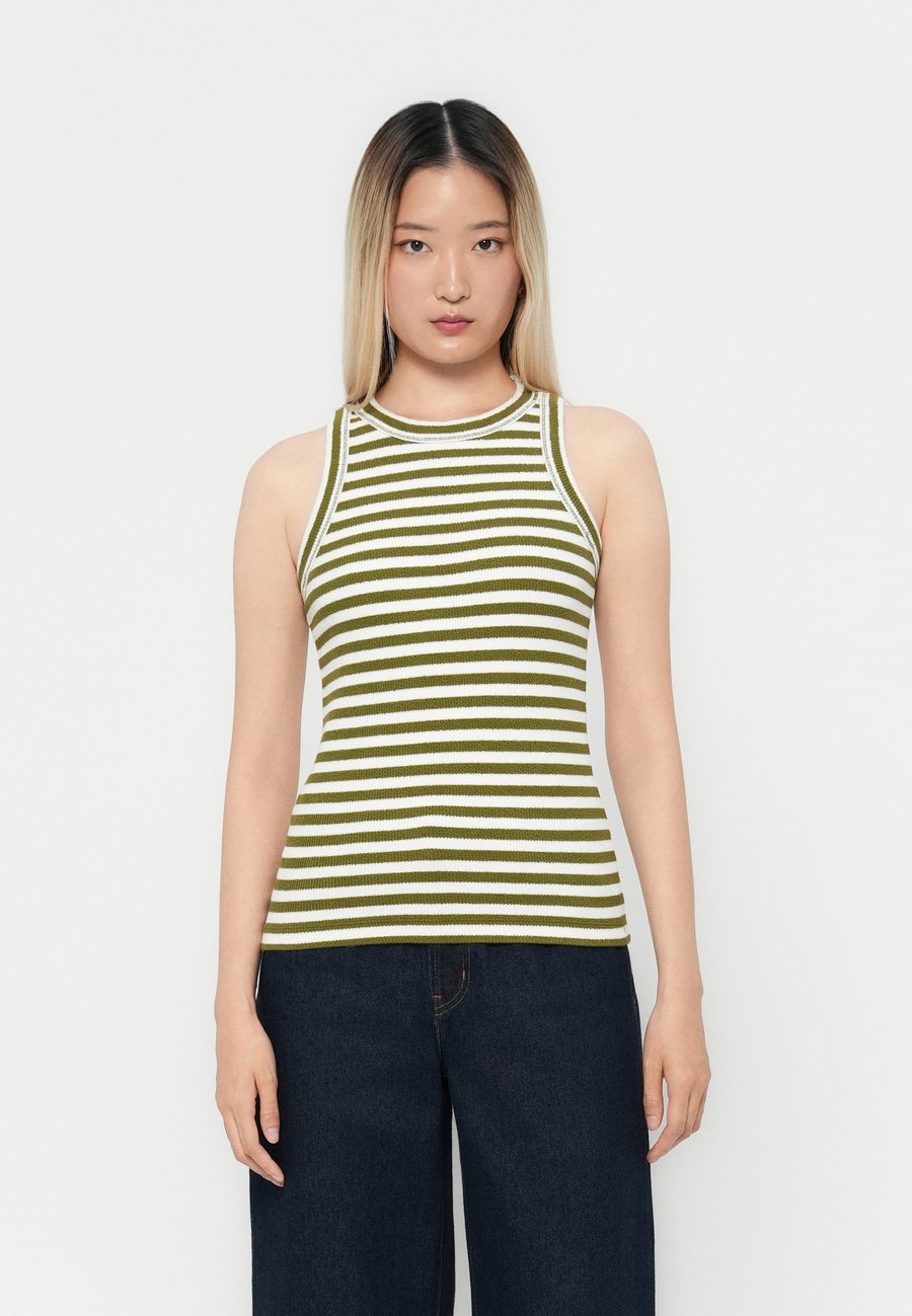 Топ DOCKERS TANK, Avocado/Green
Топ DOCKERS TANK, Avocado/Green