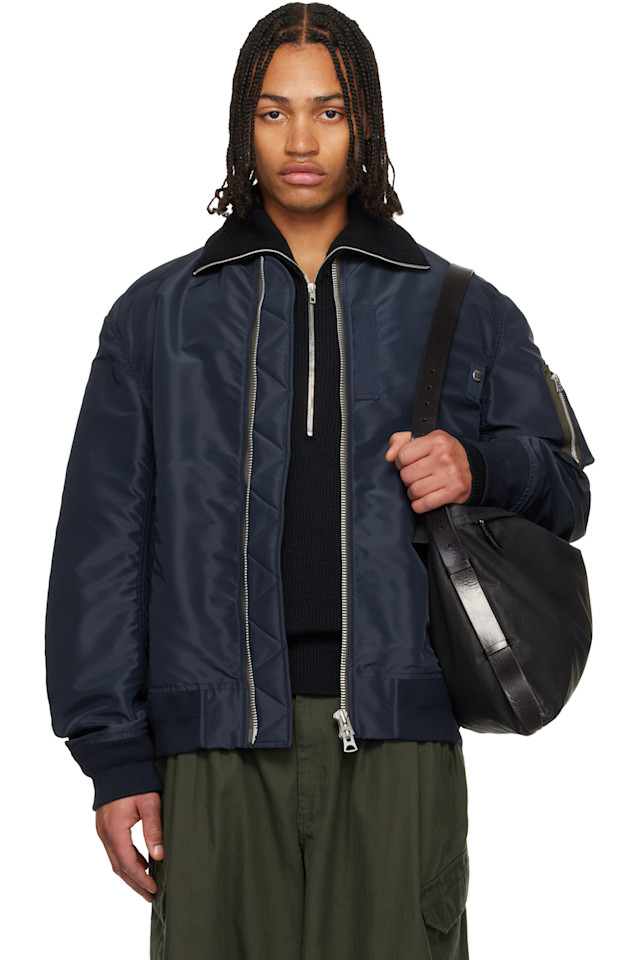 Бомбер из нейлонового твила Sacai, темно-синий
Бомбер из нейлонового твила Sacai, темно-синий